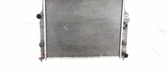 Mercedes-Benz R W251 Coolant radiator 2515000304 2515000103