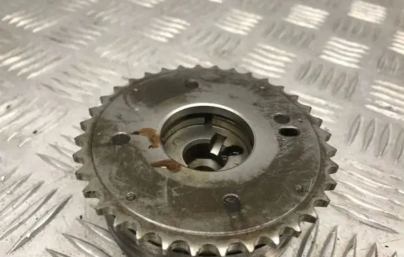Toyota Prius (XW30) Camshaft pulley/ VANOS M0379768