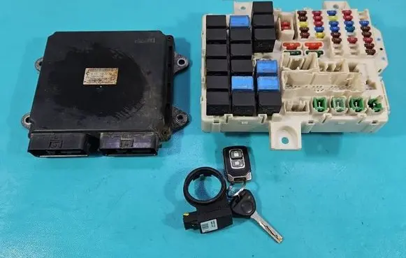 Mitsubishi Colt CZ3 Engine control unit/module ECU Z1351507279 IMPRK1546360