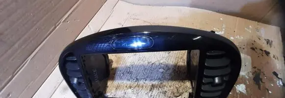 Nissan Juke I F15 Dashboard center trim panel 687501KE0A