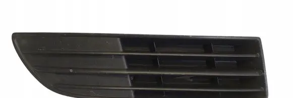 Volkswagen Polo IV 9N3 Front bumper lower grill 6Q0853666E