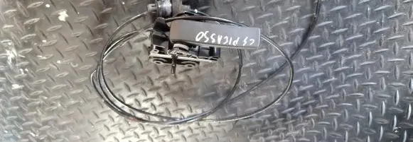 Citroen C4 II Engine bonnet/hood lock release cable 9677898780
