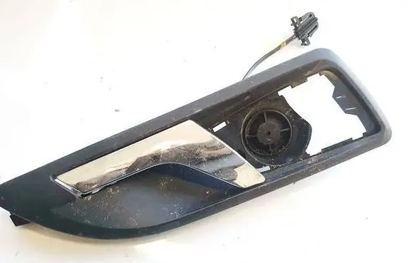 Skoda Octavia Mk2 (1Z) Rear door interior handle 1Z0839248