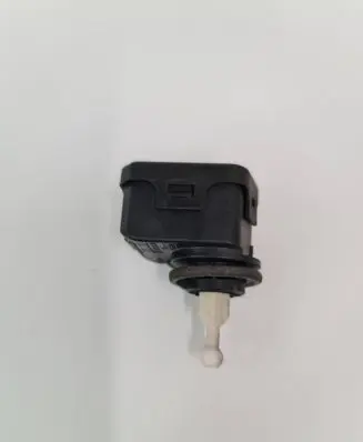 Volkswagen Golf IV Headlight level adjustment motor 1J0941295C