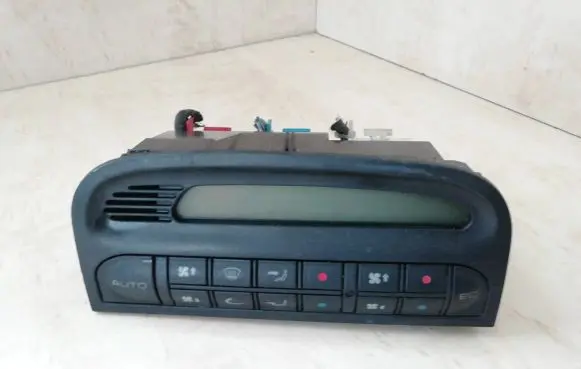 Volkswagen Sharan Climate control unit 70601084