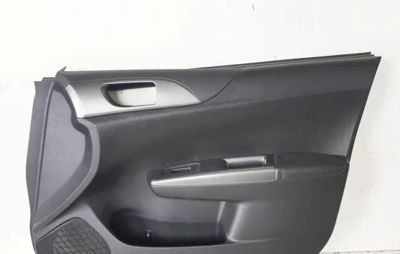 Subaru Impreza III Front door card panel trim