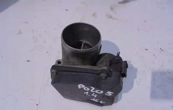 Volkswagen Polo V 6R Throttle valve 03C133062S