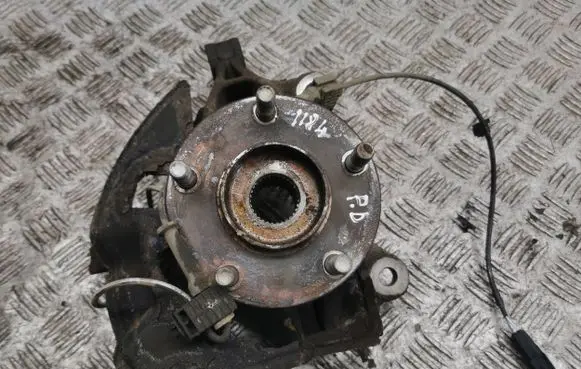 Mazda CX-5 Front wheel hub