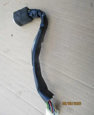 Mitsubishi Outlander EUR ISO radio connector MR952