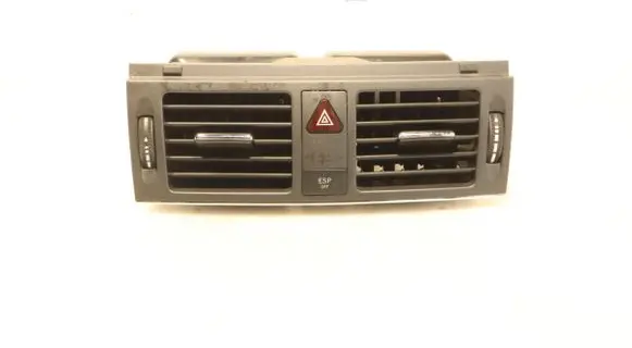 Mercedes-Benz C W204 Dashboard air vent grill cover trim A2048305754