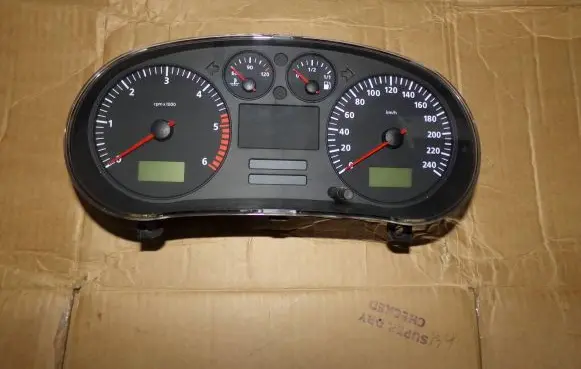 Seat Toledo II (1M) Speedometer (instrument cluster) 1M0920802DX