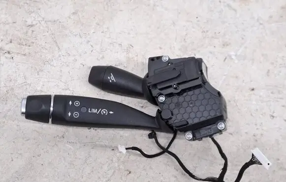 Mercedes-Benz C W205 Cruise control stalk