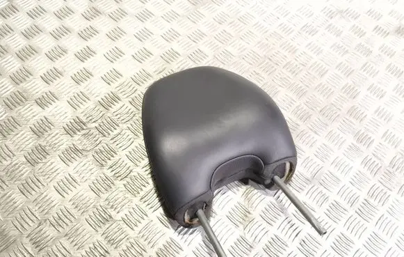 Volvo XC90 Front seat headrest 