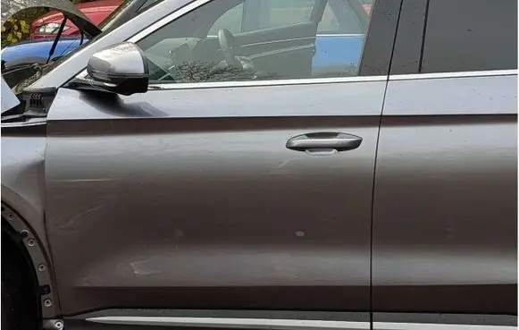 BYD Seal U Front door