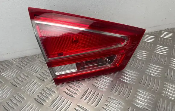 Ford B-MAX Tailgate rear/tail lights AV1113A603AG 19082014