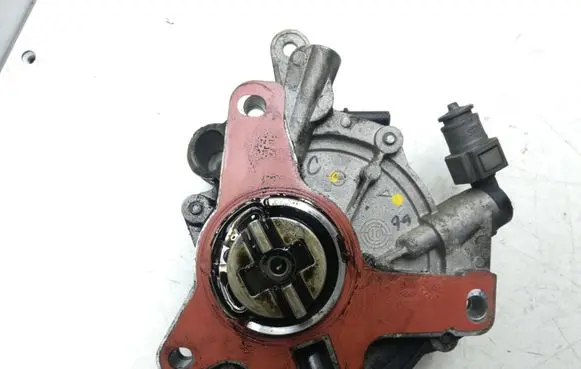 Citroen C5 Vacuum pump 9673836180