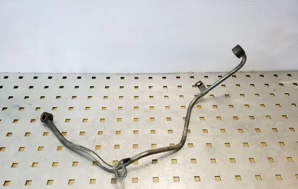Opel Vivaro Turbo turbocharger oiling pipe/hose