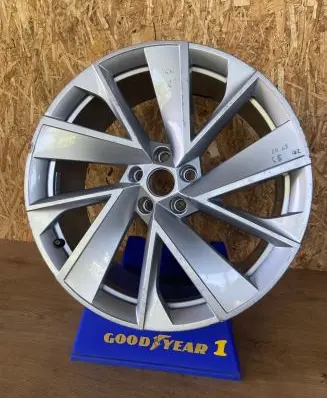 Skoda Enyaq iV R20 alloy rim 5LA601025T SL1VER8Z8