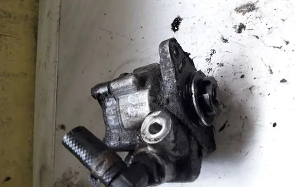 Renault Master II Vacuum pump