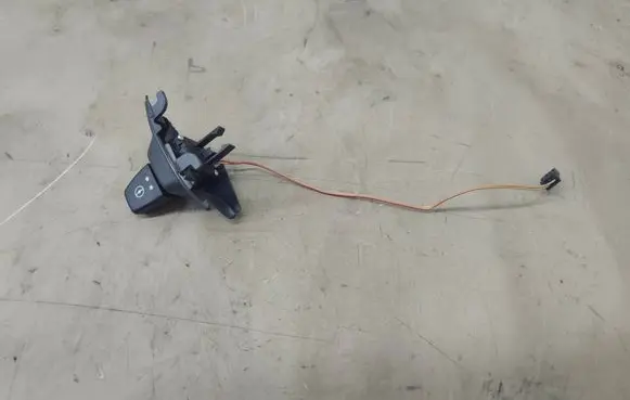 BMW X6 E71 Steering wheel adjustment switch 6966710