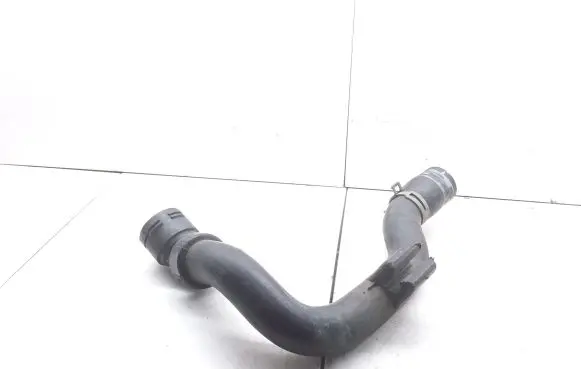 Audi A4 S4 B6 8E 8H Engine coolant pipe/hose 8E0121101C CZHT4