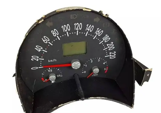 Volkswagen New Beetle Speedometer (instrument cluster) 1C0920901B