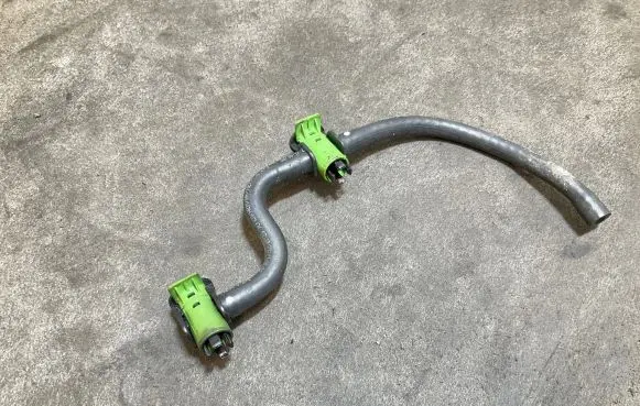 Fuel return line/hose