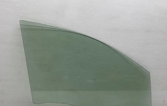Subaru XV II Front door window glass four-door 43R00019