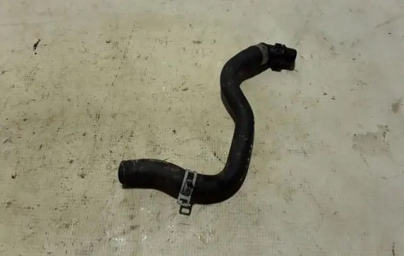 Volvo XC60 Engine coolant pipe/hose 32252516