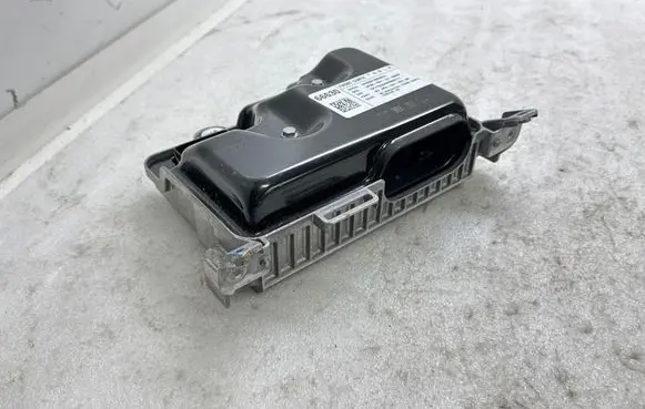 Tesla Model Y Central body control module 149732700B 149731900E