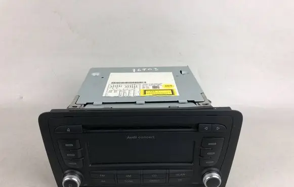 Audi A3 S3 8V Radio/CD/DVD/GPS head unit 8P0035186AB