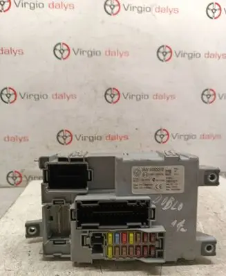 Fiat Doblo Fuse module 00518855310 28287077 116RI000674