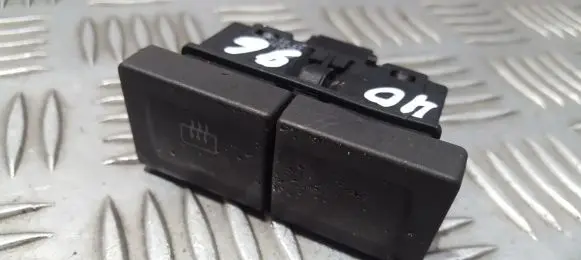 Ford Fiesta Windscreen/window heater switch