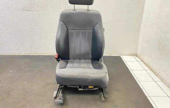 Mercedes-Benz ML W164 Front driver seat 