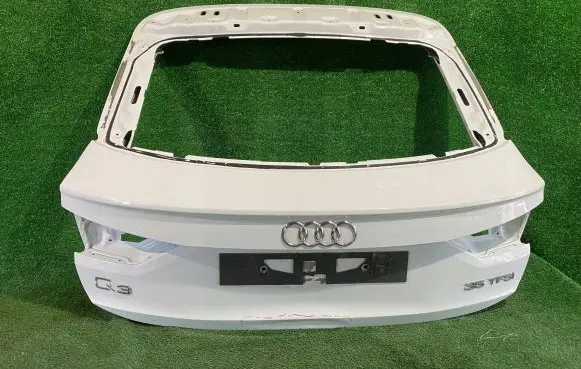 Audi Q3 F3 Tailgate/trunk/boot lid 83F827025