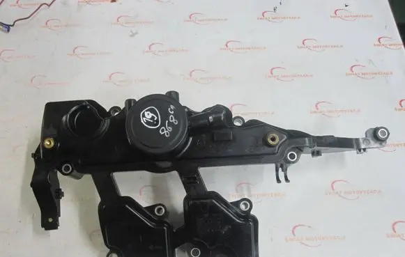 Renault Trafic II (X83) Oil breather separator 8200673395