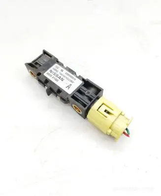 Nissan Almera N16 Airbag deployment crash/impact sensor 98830AY000 100063 0285003019