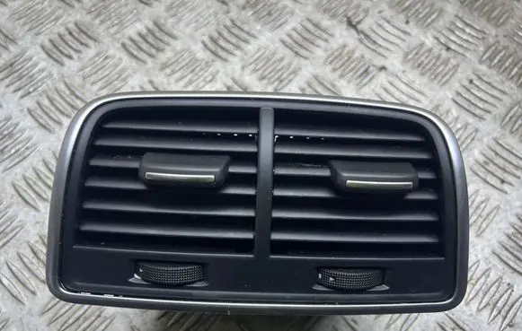 Audi A6 S6 C7 4G Rear air vent grill 4G0819203 9026000