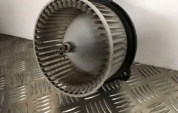 Mitsubishi Pajero Heater fan/blower 1940007161