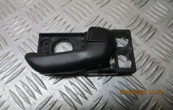 Hyundai i10 Rear door interior handle trim 
