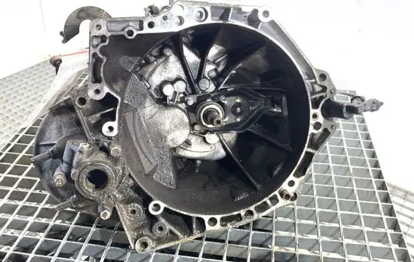 Peugeot Partner Manual 5 speed gearbox 20DP47