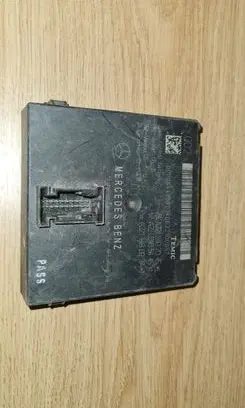 Mercedes-Benz S W221 Gateway control module A2215407045