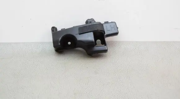 SsangYong Rexton Front bumper mounting bracket 7887036110