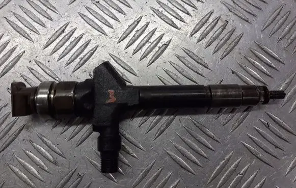 Mazda 5 Fuel injectors set RF7J13H50