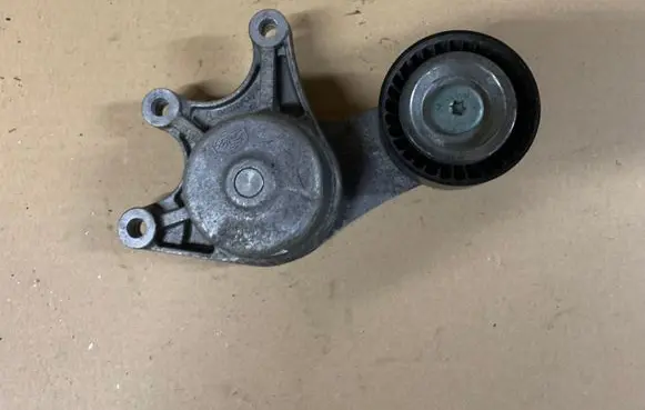 BMW X3 F25 Alternator belt tensioner 7594969