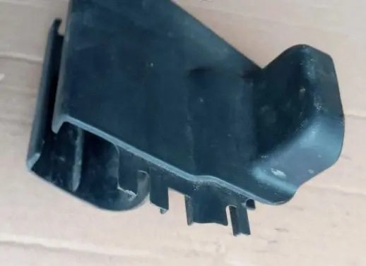 Toyota Corolla Verso E121 Front driver seat rail trim 721380F010