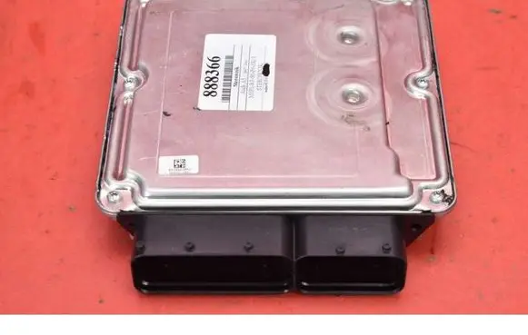 Audi A5 8T 8F Engine control unit/module ECU 8K0907401P