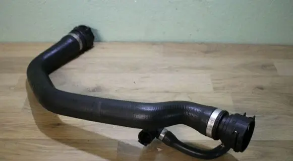 BMW 1 E81 E87 Engine coolant pipe/hose 7788881
