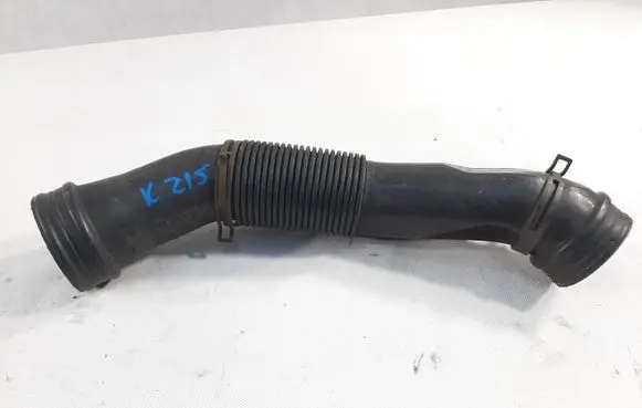 Volkswagen PASSAT B5.5 Air intake hose/pipe 06B129627