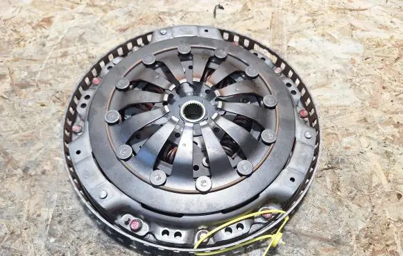 Hyundai Kona I Clutch set kit 41072-2B001